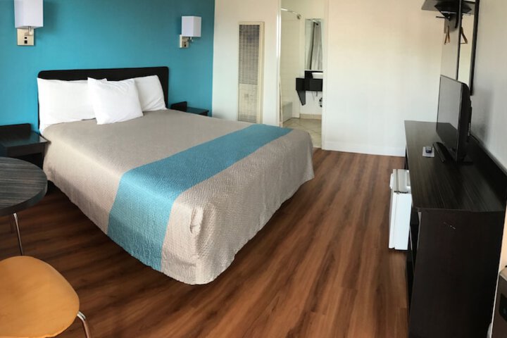 Room 25 of 52