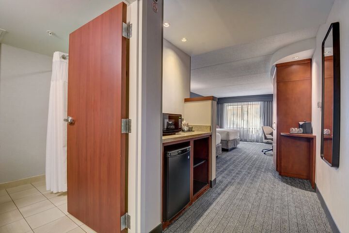 Courtyard by Marriott Cincinnati North at Union Centre