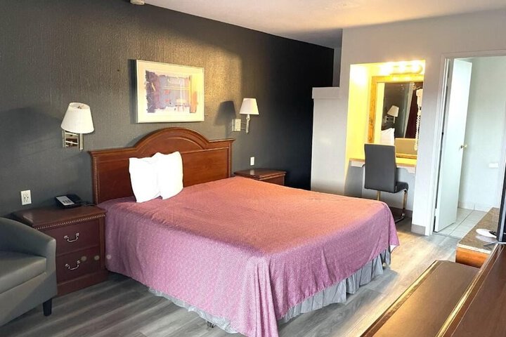 Room 20 of 34