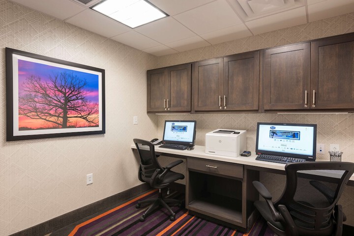 Business Center 30 of 30