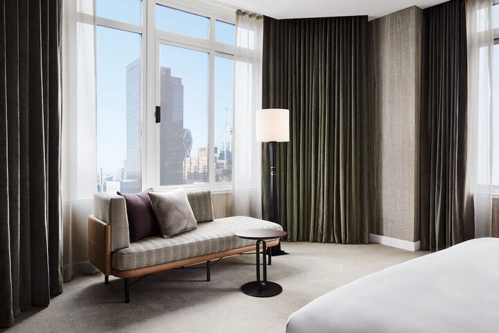 Room 40 of 79