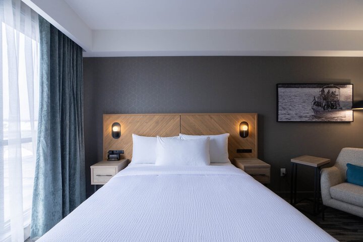 Sandman Signature Dartmouth Hotel & Suites