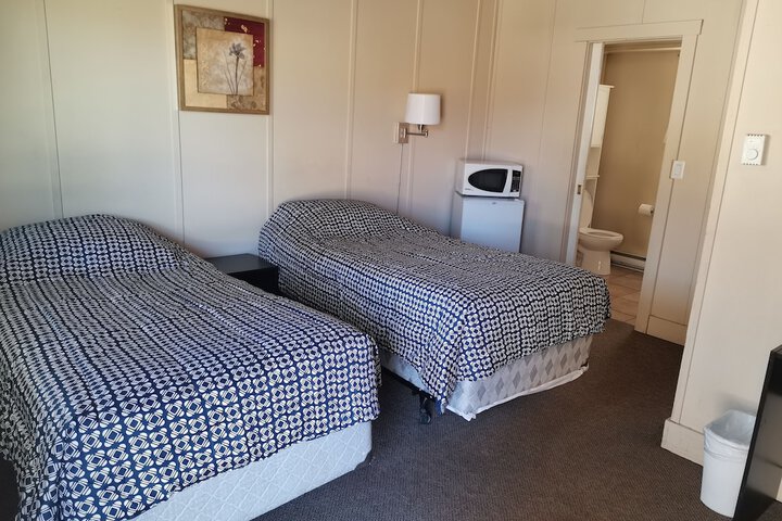 Room 53 of 81