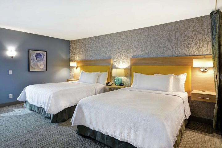 Room 32 of 45