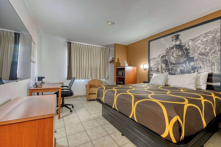 Super 8 by Wyndham Alamosa