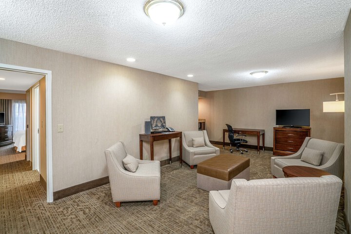 Room 14 of 32