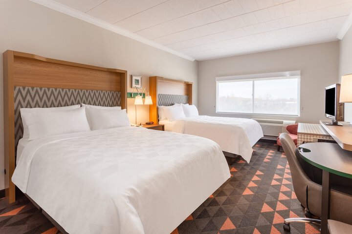 Holiday Inn Philadelphia South - Swedesboro by IHG