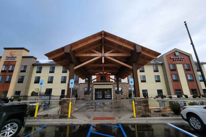 Hotel 4 of 34