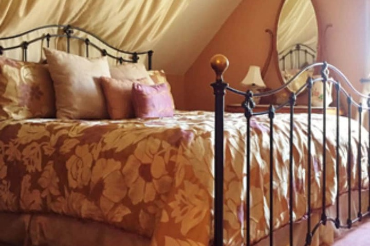Inn at the Canal Bed & Breakfast