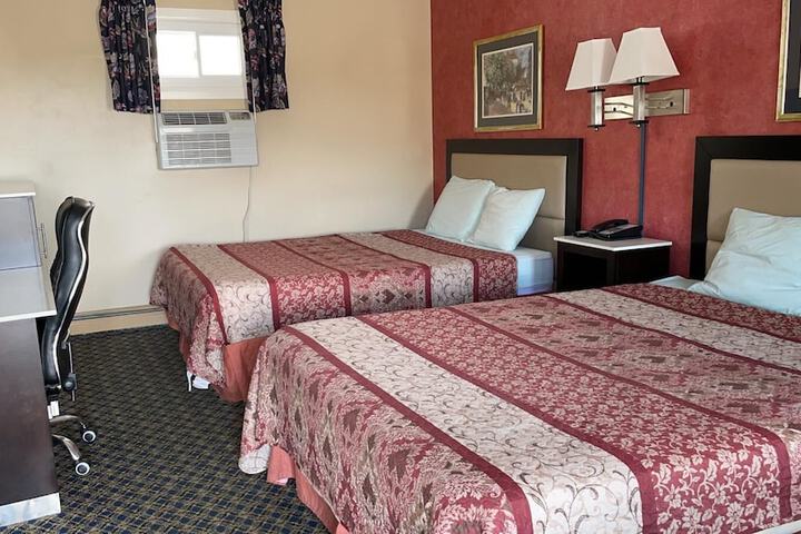 Room 18 of 25
