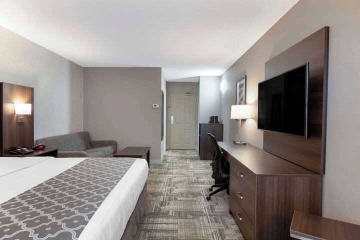 Room 14 of 36