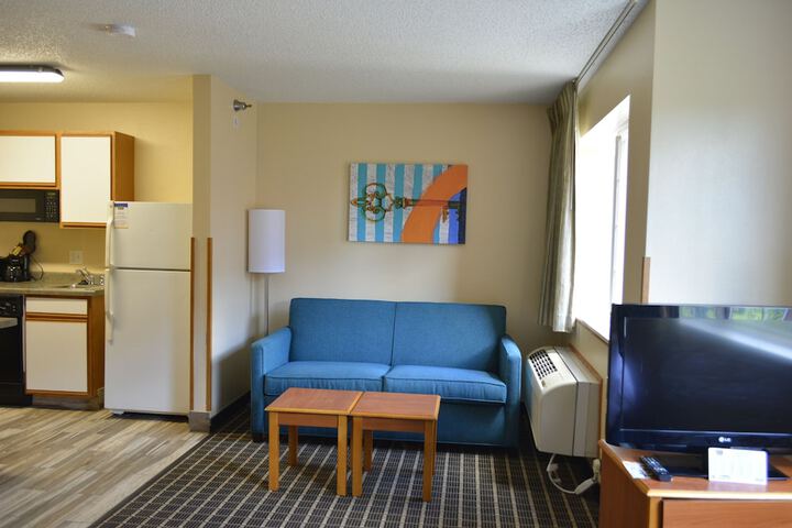 MainStay Suites Dubuque at Hwy 20