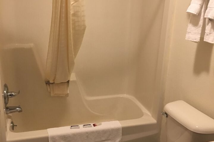 Room 29 of 33