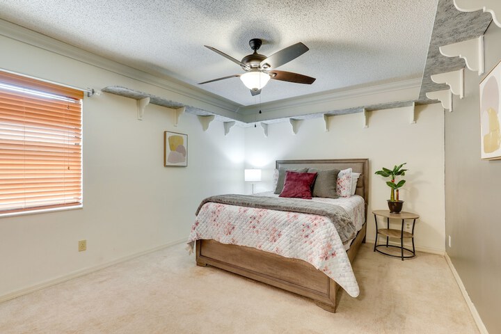 Valrico Vacation Rental 15 Mi to Tampa