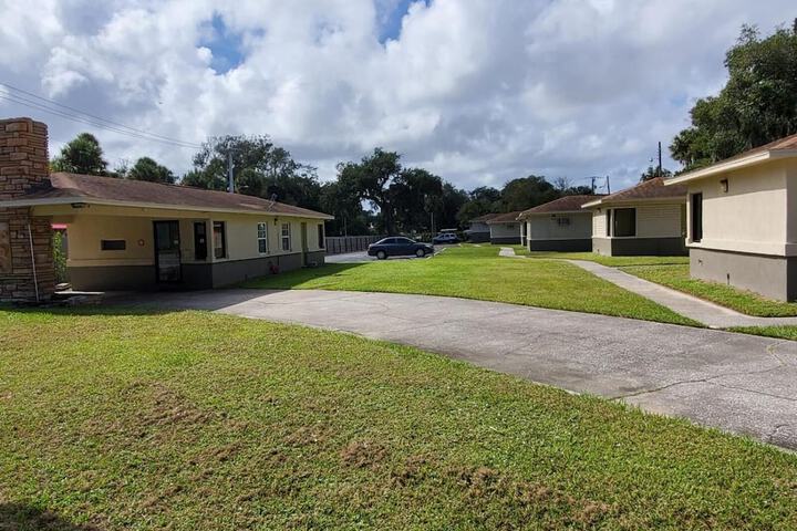 Property Grounds 21 of 22