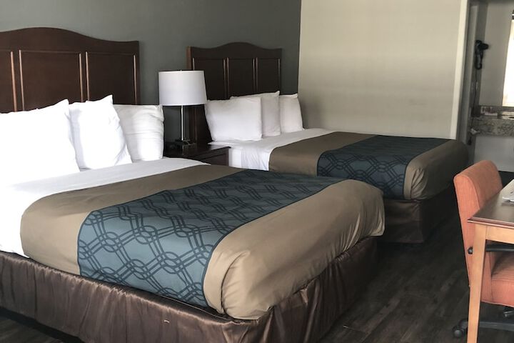 Room 15 of 21