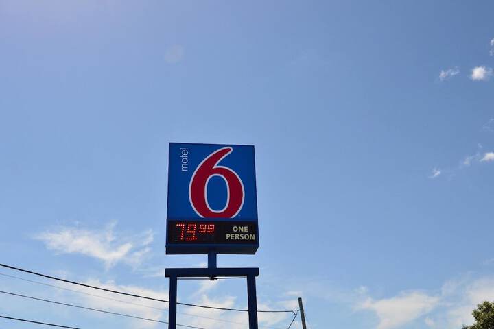 Motel 6 Danvers MA - Boston North