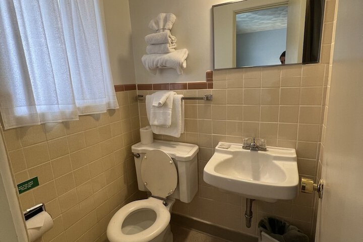 Hotel Interior 6 of 26