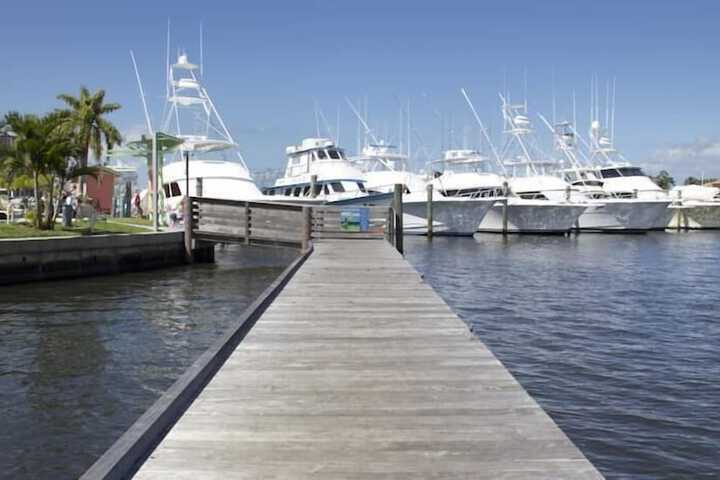 Pirates Cove Resort & Marina