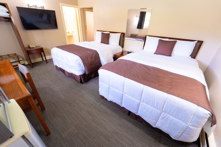 Room 12 of 23