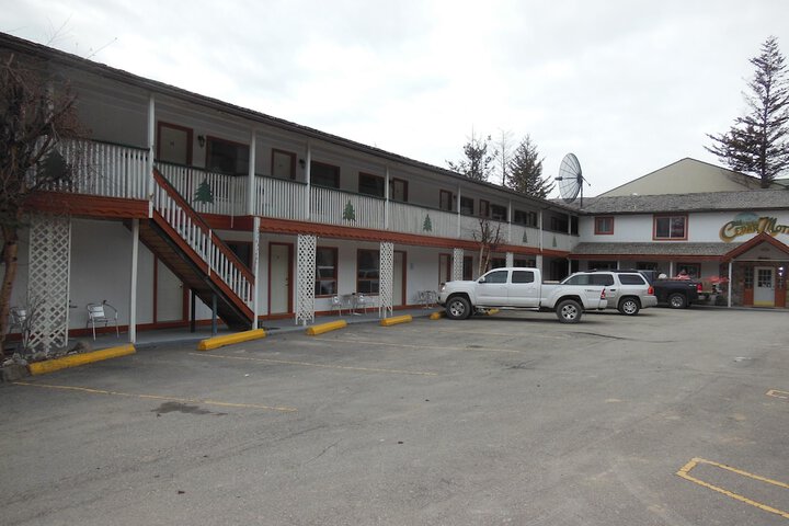 Hotel 3 of 28