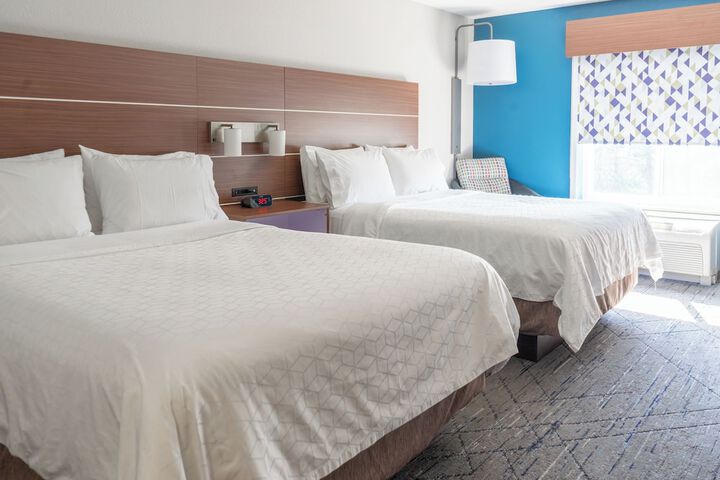 Holiday Inn Express Hotel & Suites a Lake Zurich-Barrington by IHG