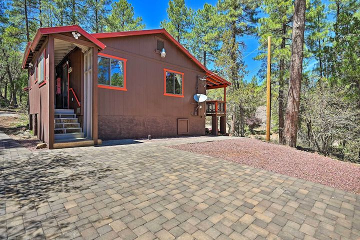 Cabin in Tonto National Forest: Deck & Views!