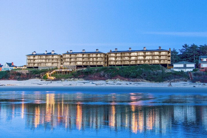 Hallmark Resort - Cannon Beach