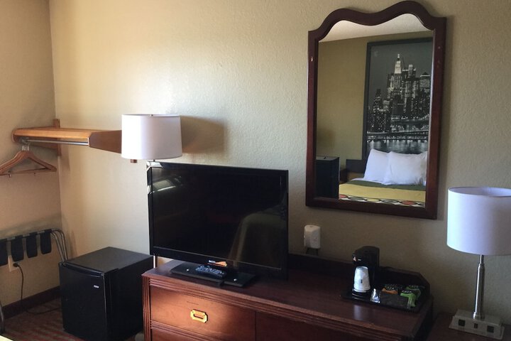 Room 26 of 53