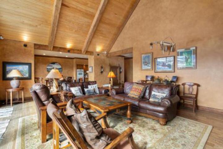 Peregrine Point 103 Home