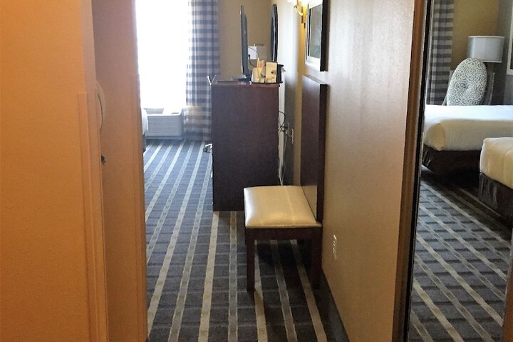 Room 16 of 71