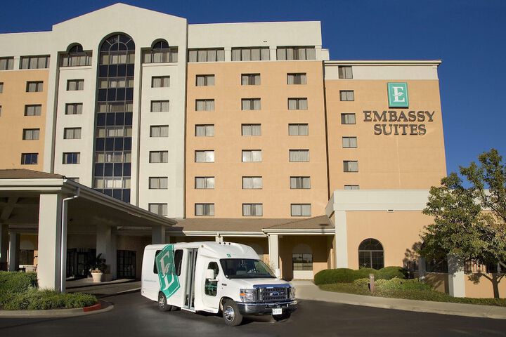 Hotel 4 of 72