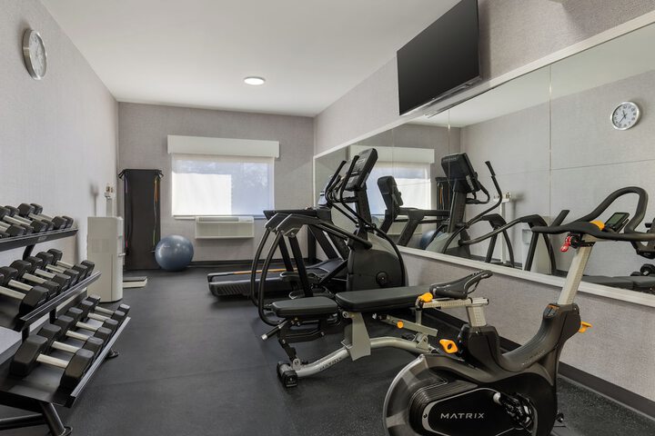 Lake Norman Inn and Suites