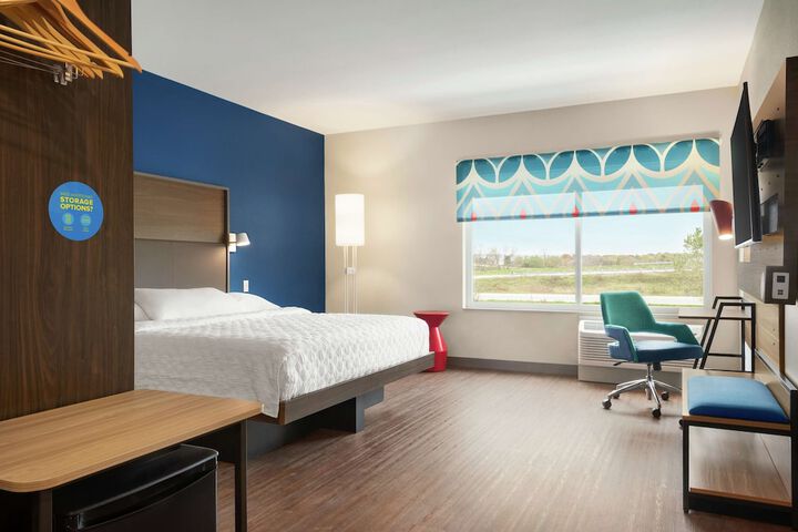 Room 26 of 45