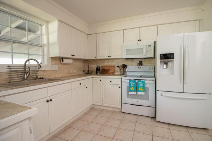 Game Room near Navy Base, Hannah Park and Beach!
