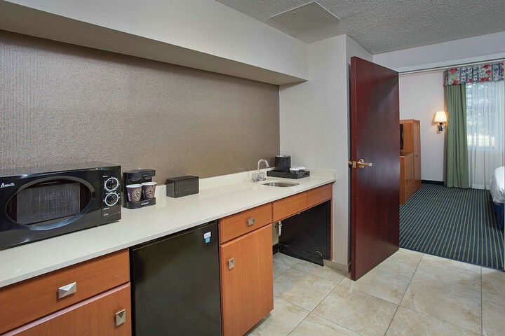 Room 49 of 69