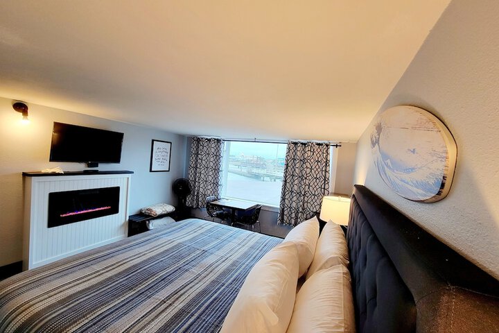 Room 13 of 45