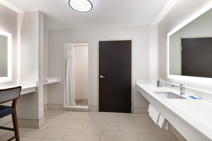 Holiday Inn Express Hotel & Suites Auburn - University Area by IHG