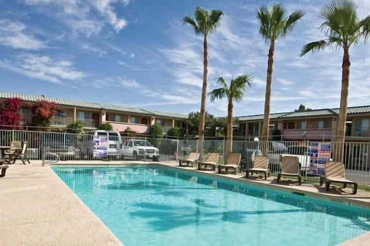 Pool 2 of 49