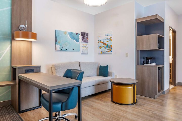 Room 13 of 29