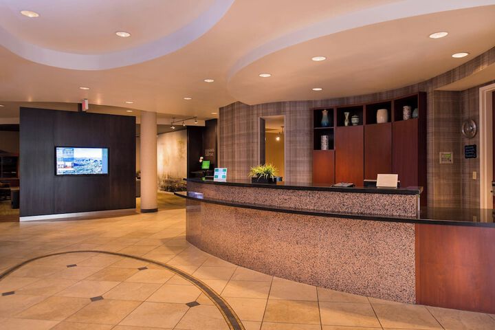 Hotel Interior 9 of 36
