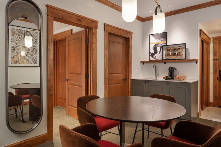 The Hythe a Luxury Collection Resort, Vail