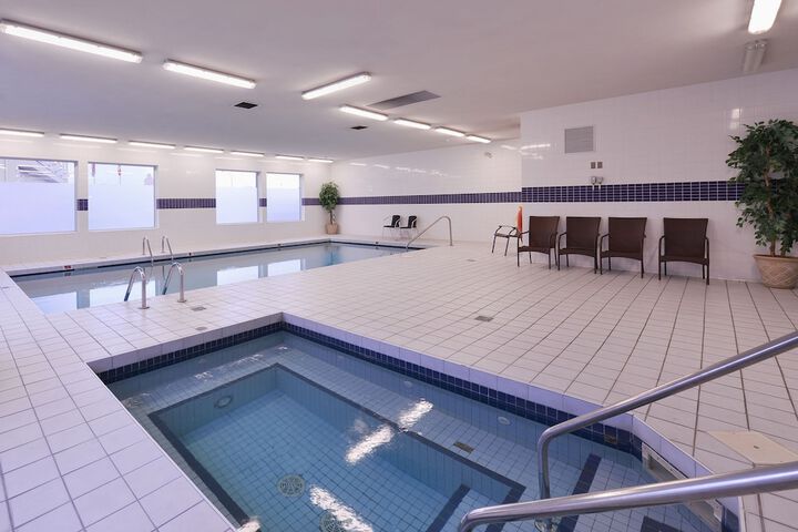 Prestige Vernon Hotel