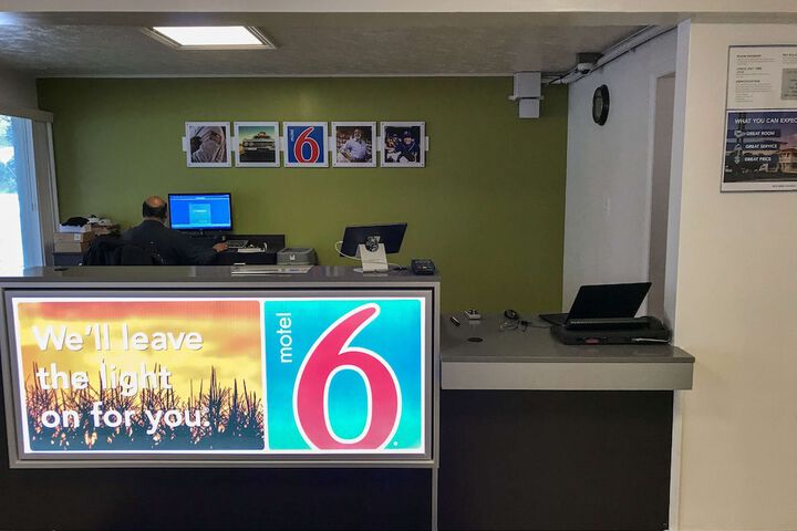 Motel 6 North Olmsted OH - Cleveland