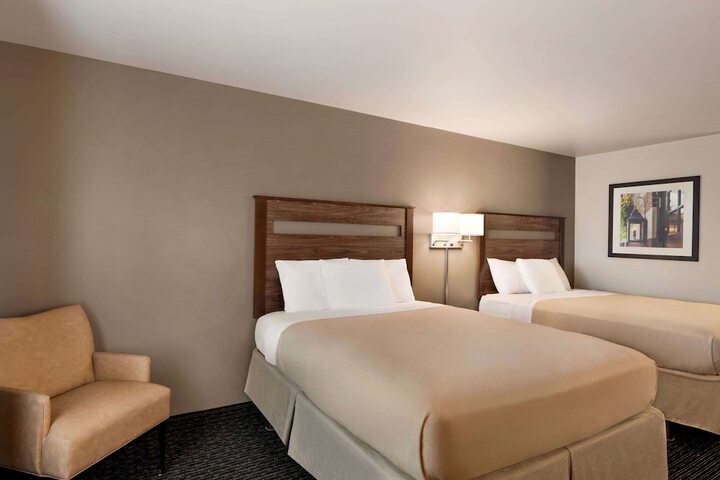 Room 19 of 26