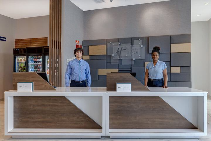 Hotel 7 of 85