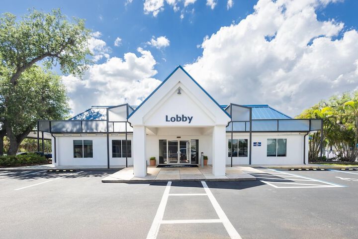 Days Inn by Wyndham Port Charlotte / Punta Gorda