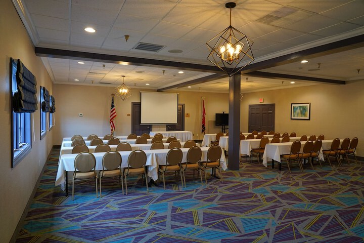 Best Western Plus Morristown Conference Center Hotel