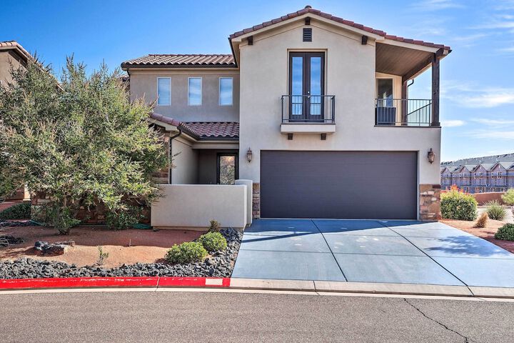 Utah Home w / Pool & Hot Tub Access Mtn Views!
