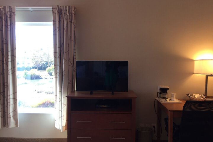 Room 25 of 62